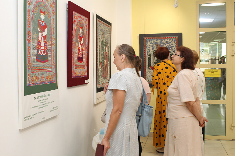 В Рязани открылась выставка «Идеи. Замыслы. Воплощение»