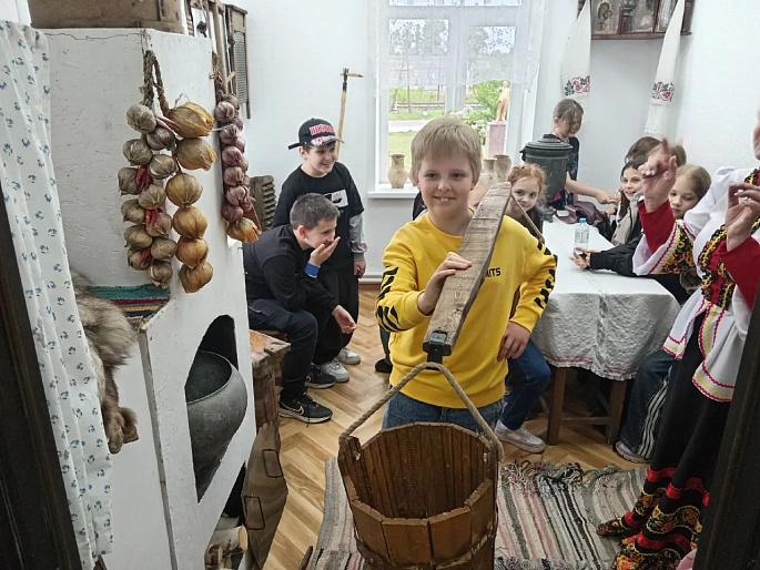 Данковская союзница рассказывает детям о семейном укладе казаков верхнего Дона