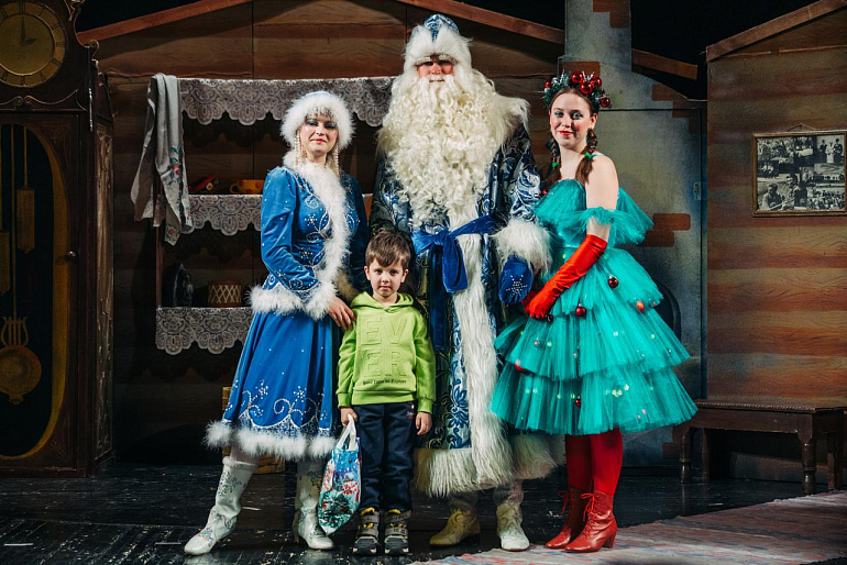 Рождественская Елка добра вновь прошла в Ельце