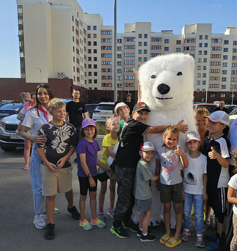 Женсовет Нового Уренгоя организовал благотворительное мероприятие в поддержку наших защитников