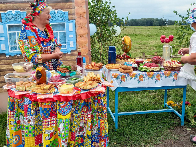 Совет женщин Венгеровского района принял участие в сельском празднике