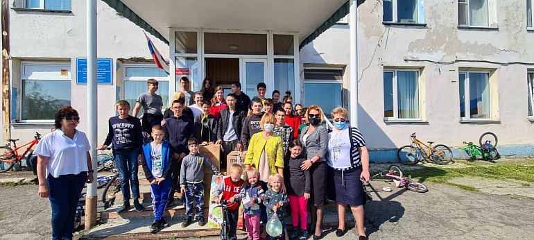 Подарки для детского дома