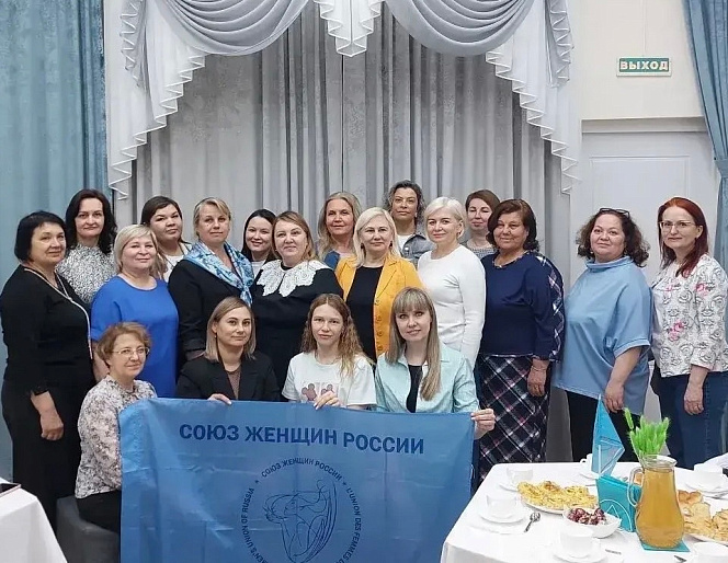 В Можге прошла встреча Совета женщин с коллективом школы № 7