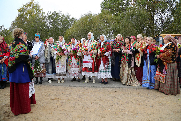 Памятник фольклорной певице установят по инициативе Усвятского женсовета