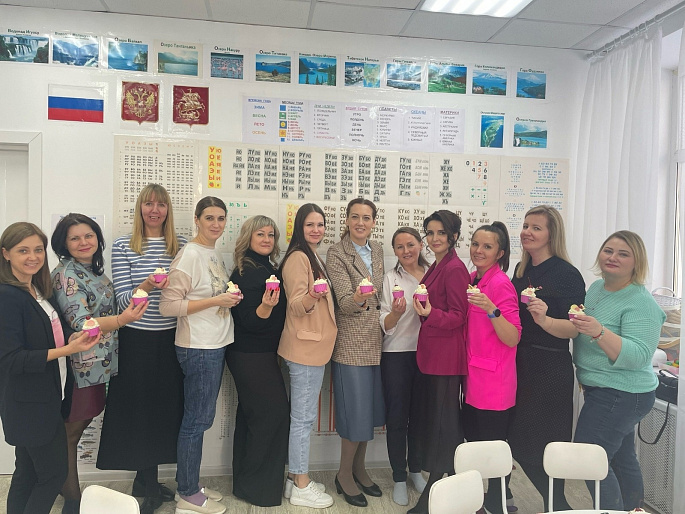 Активистки РО СЖР организовали кулинарный мастер-класс для воспитанников детских домов