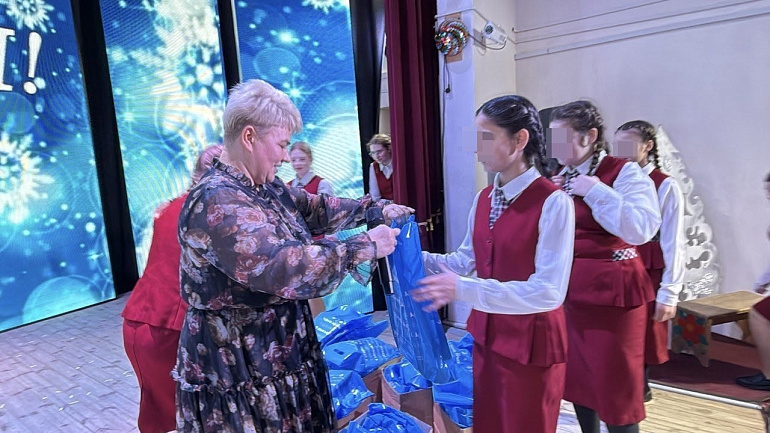 Женсовет города Ишимбай подарил праздник воспитанницам спецучреждения