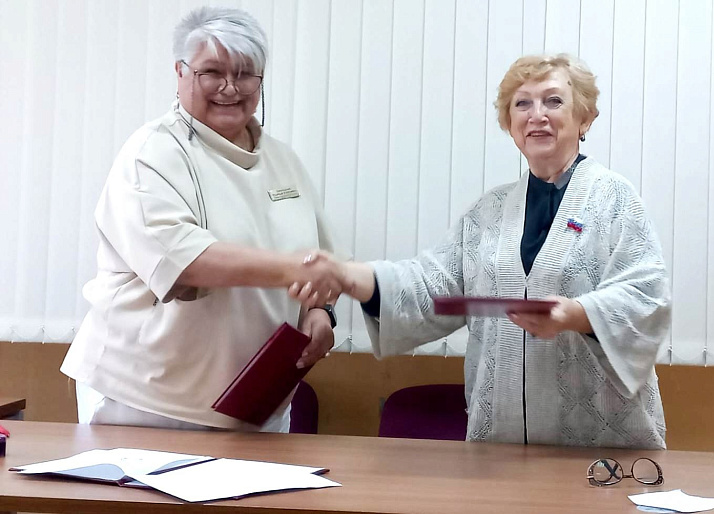 Союз женщин Коми поздравил медсестер с Днем медицинского работника