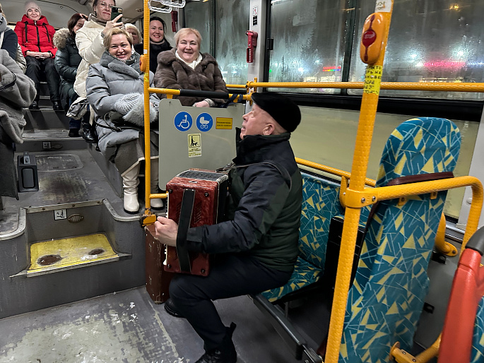 "Мамский автобус" курсирует по Вологде