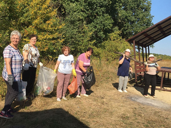Берег реки Баланда стал чище