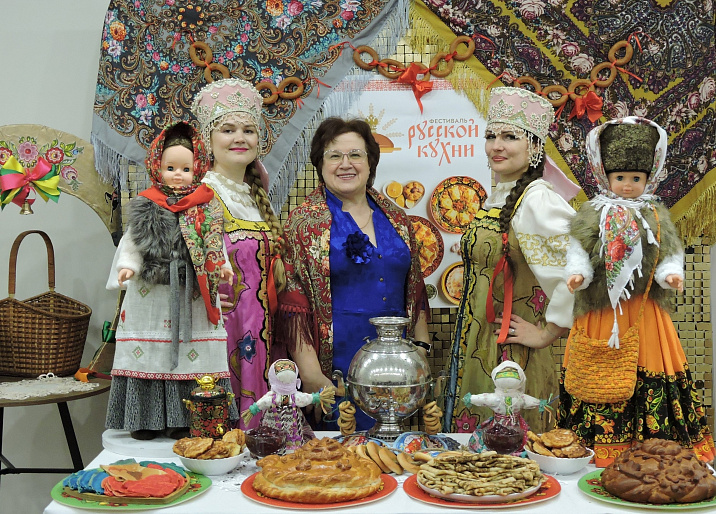 Лужковский женсовет принял участие во Всероссийском фестивале русской кухни