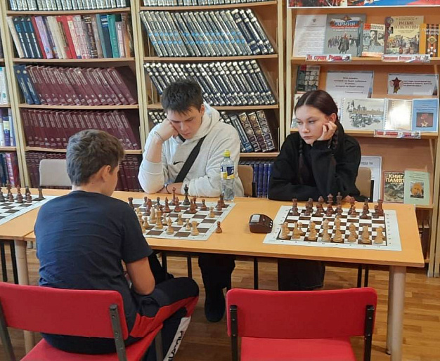 Тербунский женсовет организовал спартакиаду по шахматам