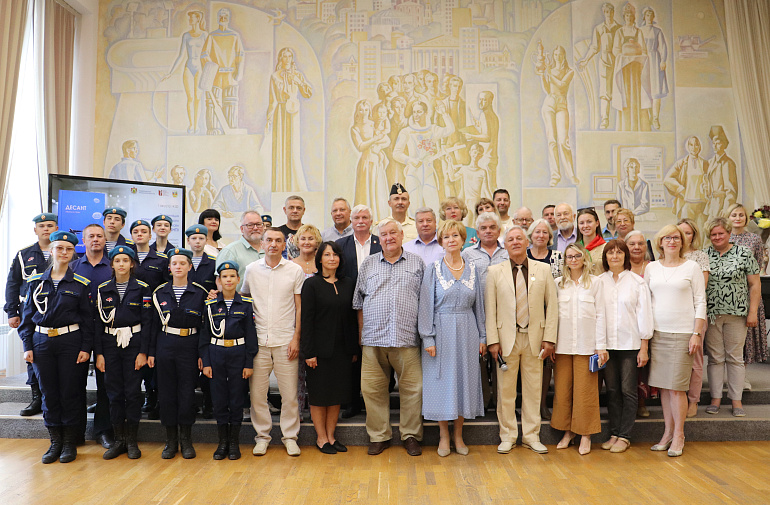 В Рязани состоялась презентация сборника стихов Владимира Силкина