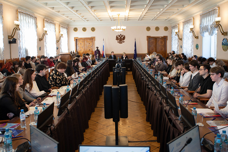 Руководитель ресурсного центра СЖР выступила на Конференции о реализации программы курса «Семьеведение»