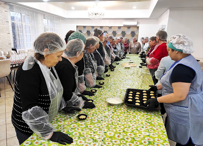 Алнашский женсовет провел тёплую встречу для матерей и жён Героев