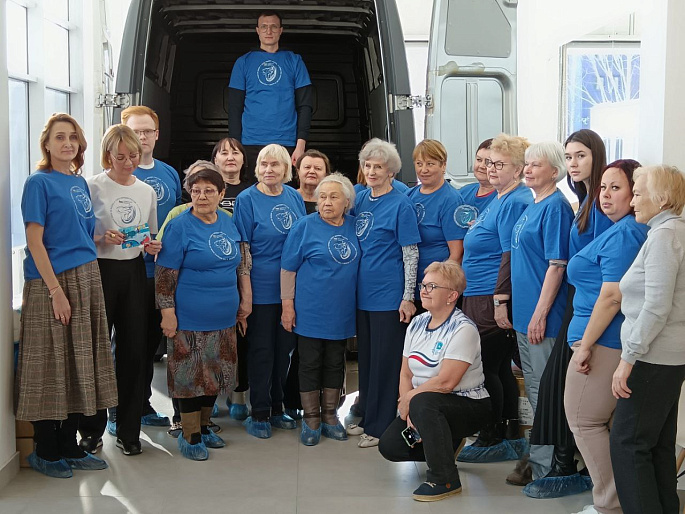 Тюменские союзницы отправили очередную посылку с гуманитарным грузом в зону СВО