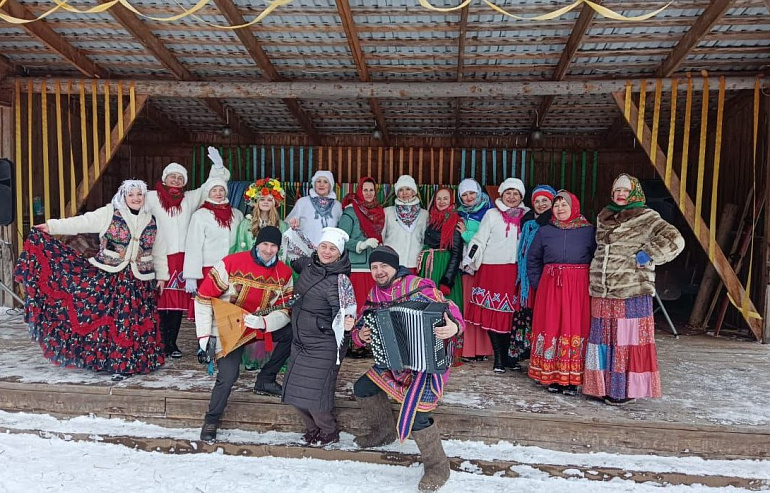 Весело проводили зимушку и встретили весну
