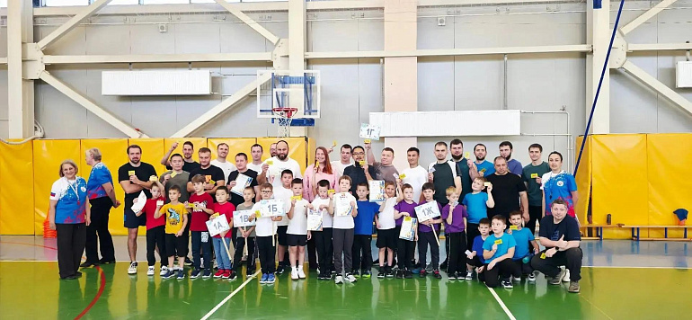 «Сын. Отец. Отечество»: в Иркутске прошёл спортивный праздник ко Дню отца
