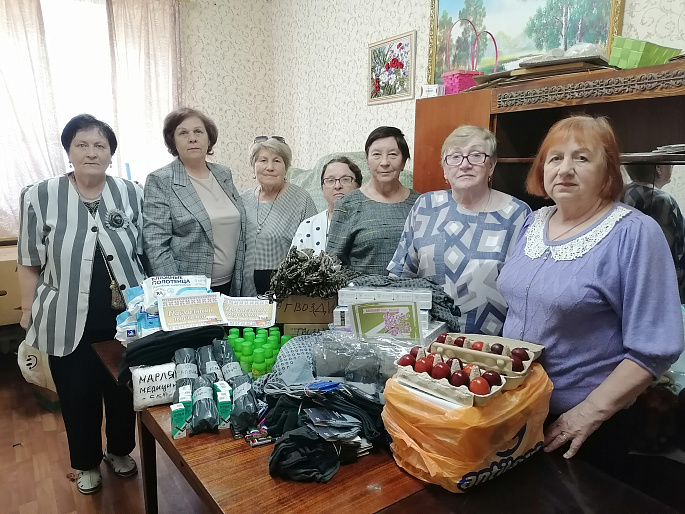 Кимовчанки передали поздравление с Пасхой бойцам СВО