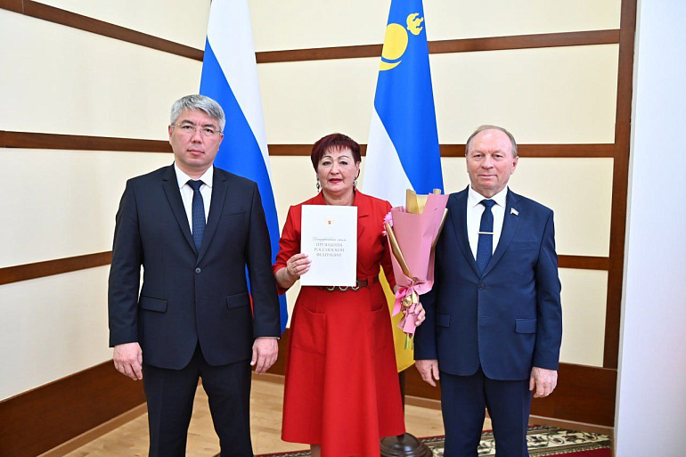 Волонтеру и матери Героя России вручено Благодарственное письмо Главы государства