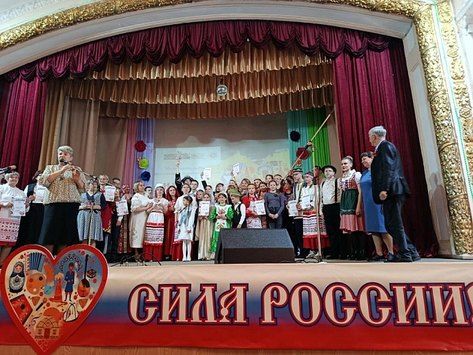 Фестиваль народов России в Локтевском районе объединил представителей 26 национальностей