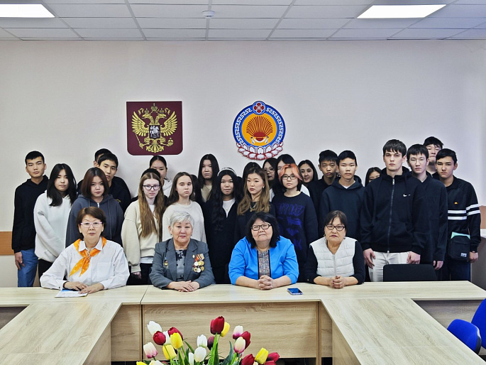 Союзницы Калмыкии провели встречу со студентами