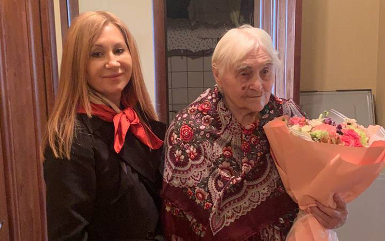 Активистки женских организаций Москвы поздравили ветеранов Великой Отечественной войны