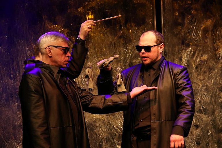 "Разговоры о важном". Встреча с директором и актерами театра кукол Кузбасса