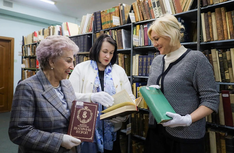 В Липецкой областной универсальной научной библиотеке прошла творческая встреча "Строки души-музыка сердца"