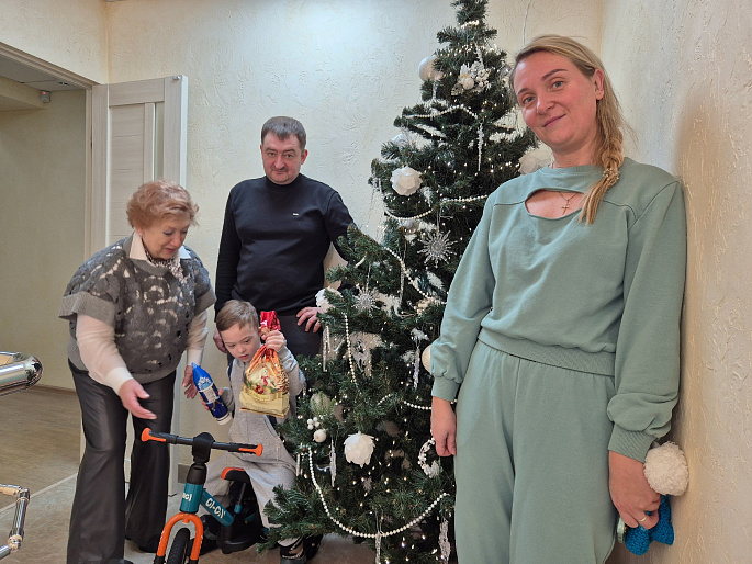 Председатель Союза женщин Коми исполнила мечты трех ребятишек