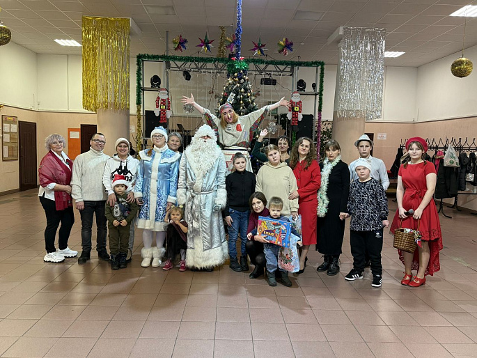 Акция "Самая добрая елка" стартовала в Пскове