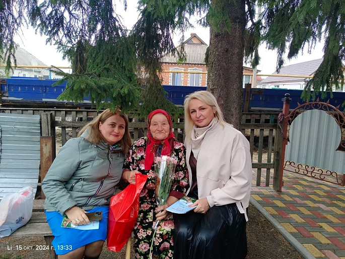 В Борисовском районе поздравили тружениц села