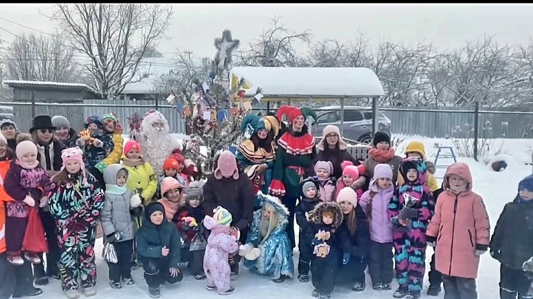 Женсовет Кинешмы подарил сладости детям с ОВЗ