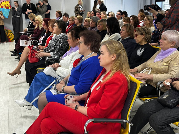 Адаптация к мирной жизни: опыт союзниц Ленинградской области в помощи ветеранам СВО