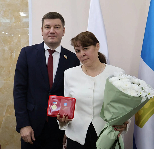 Член Союза женщин Ульяновской области удостоена нагрудного знака «За содействие СВО»