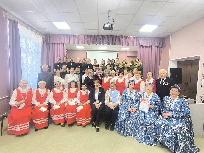 В Беломорске состоялся первый песенный фестиваль «И снова песнь звучит о мире»