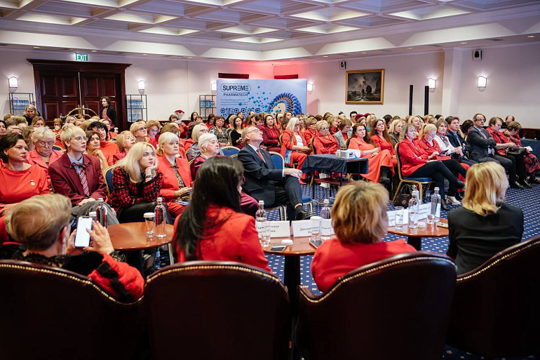 «Марш в красном» прошел в Санкт-Петербурге в 18-й раз