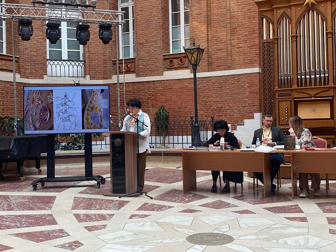 Посол культуры СЖР выступила на конференции «Город и промысел: меняя друг друга...»