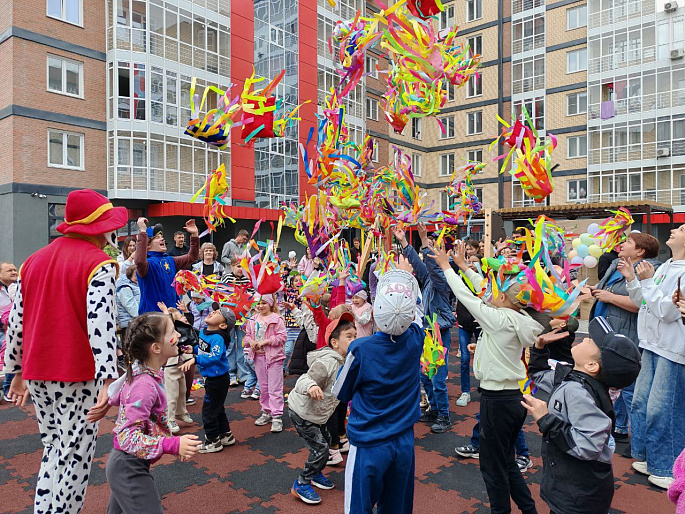 День защиты детей с женсоветами Абакана
