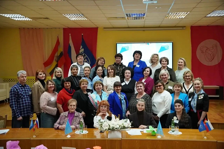 Белгородские союзницы приняли участие в Школа гражданской активности в Курске