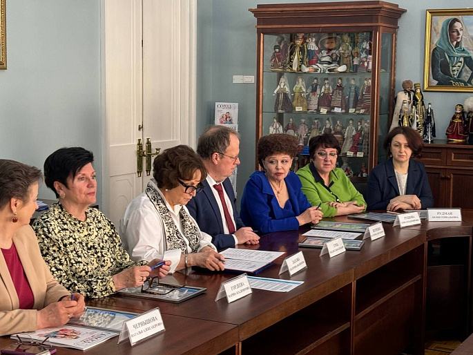 В Союзе женщин России подписана Хартия солидарности в защиту традиционных семейных ценностей