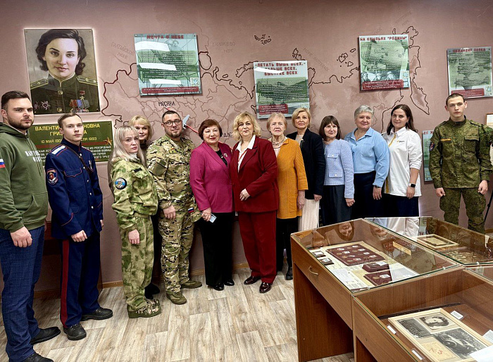 Тульскому Центру образования № 42 присвоено имя Валентины Гризодубовой