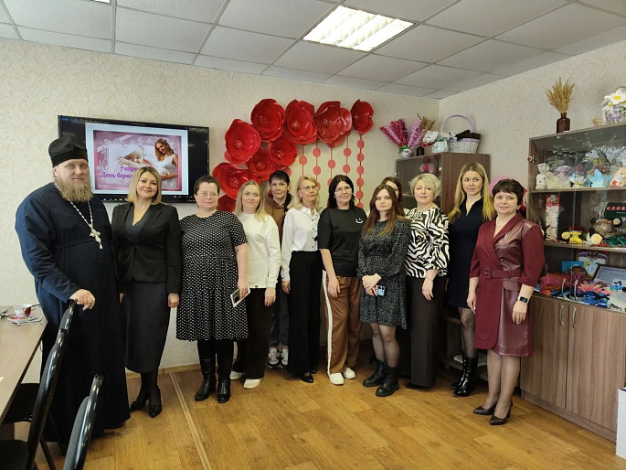 Чаепитие, откровенный разговор и советы специалиста: встреча в День беременных при поддержке женсовета