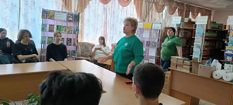Активистки Приаргунского женсовета провели мастер-класс по изготовлению сухого армейского душа