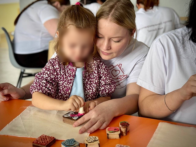 В Каменском районе создали «Тёплый тыл» для жен военнослужащих