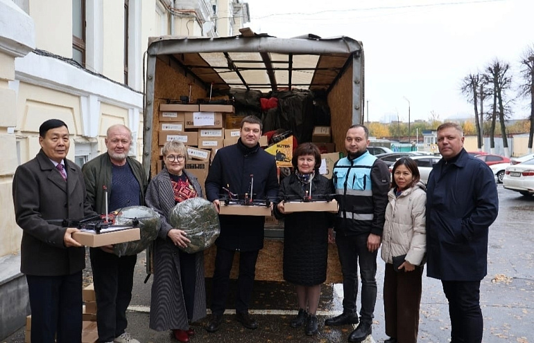 Ульяновские подруги продолжают помогать защитникам Родины