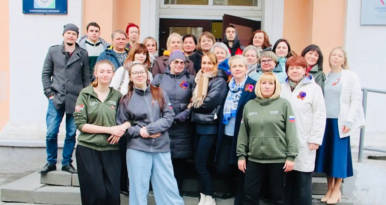 Больше 3 тонн гуманитарного груза отправили на фронт активистки Карелии