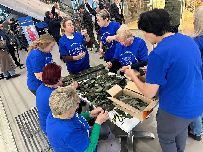 В Магадане дали старт акции "Сплетём Победу вместе!"