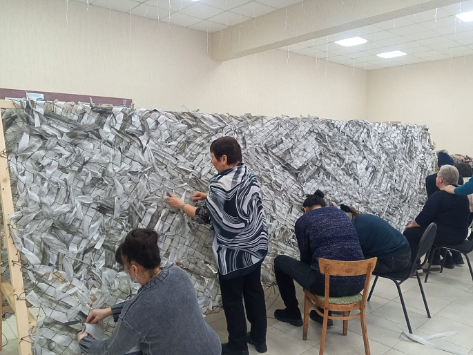 В Усманском районе открылся новый пункт по плетению масксетей