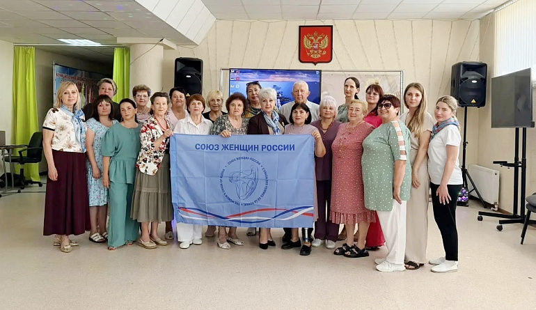 В Славяносербском округе поддержали призыв СЖР, обсудили планы по поддержке СВО и патриотическому воспитанию