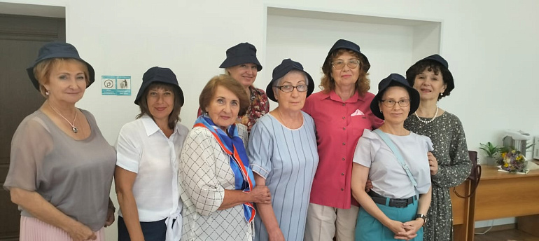 Бойцы благодарят женсоветы Алтайского края в стихах и прозе